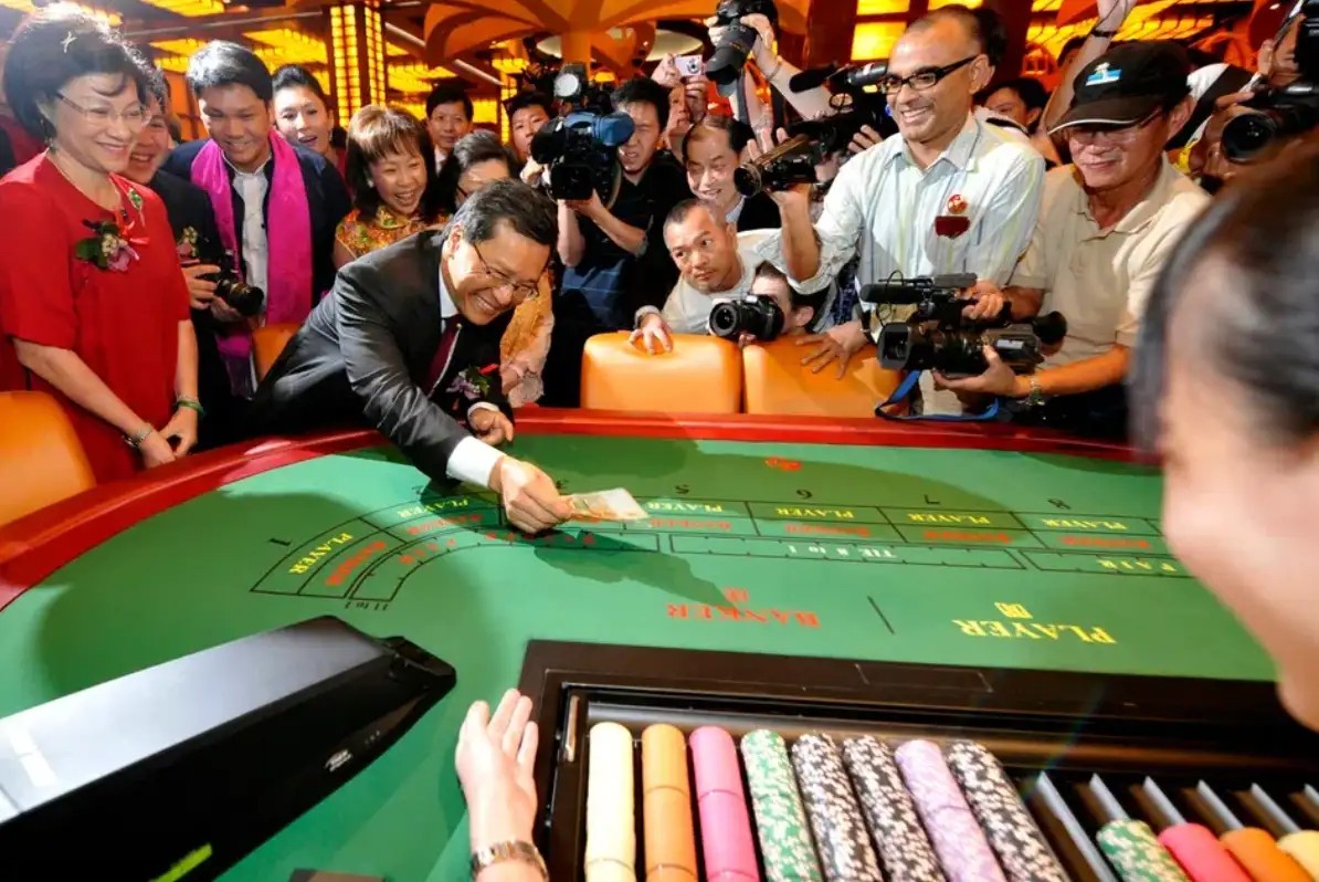 你可能不知道，新加坡其实也是亚洲少数合法设立赌场的国家之一